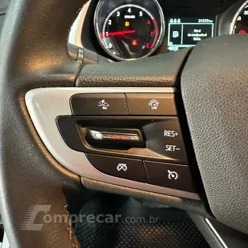 TRACKER LTZ 1.0 Turbo 12V Flex Aut.