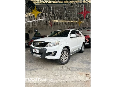 Toyota HILUX SW4 2.7 SR 4X2 16V FLEX 4P AUTOMÁTICO 4 portas