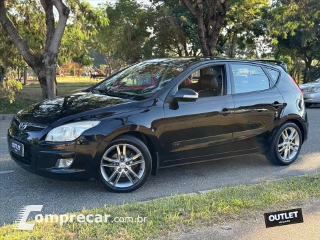 Hyundai I30 2.0 MPI 16V GASOLINA 4P MANUAL 4 portas