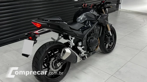 CB500F