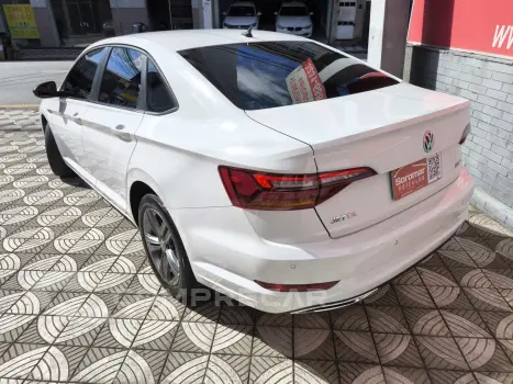 JETTA 1.4 250 TSI TOTAL FLEX R-LINE TIPTRONIC