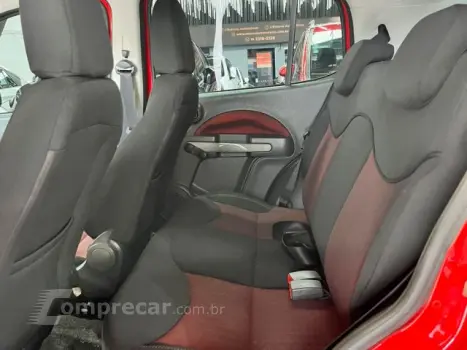 UNO - 1.4 SPORTING 8V 4P MANUAL