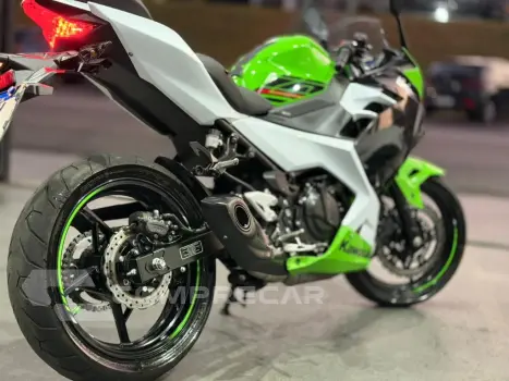 NINJA 400