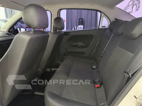 VOYAGE 1.0 12V MPI Totalflex