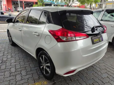 YARIS 1.3 16V XL LIVE MULTIDRIVE