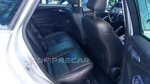 FOCUS 2.0 Titanium Sedan 16V