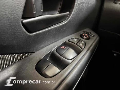 KICKS 1.6 16V FLEXSTART S DIRECT 4P XTRONIC