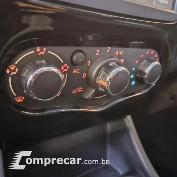 SANDERO EXP1016V
