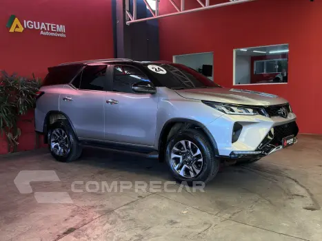 HILUX SW4 2.8 D-4D TURBO DIESEL DIAMOND 7L 4X4 AUTOMÁTICO