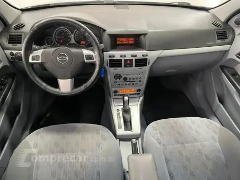 VECTRA ELEGANCE 2.0 8V 4P