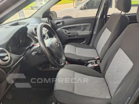 FIESTA 1.6 ROCAM SE SEDAN 8V