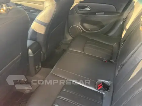 CRUZE SEDAN - 1.8 LT 16V 4P AUTOMÁTICO