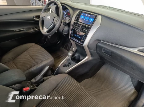 Toyota YARIS 1.5 16V SEDAN XL LIVE MULTIDRIVE 4 portas