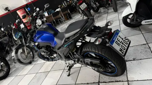 FZ25 ABS