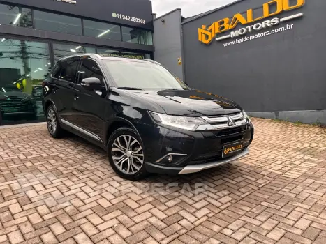 OUTLANDER 2.2 165cv Diesel Aut.