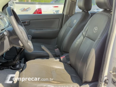 Hilux CD D4-D 4x4 3.0 TDI Dies. Mec.
