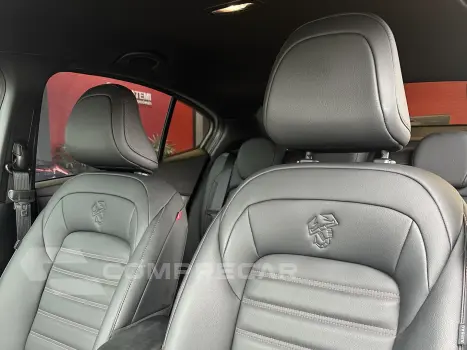 FASTBACK 1.3 TURBO 270 FLEX ABARTH AT6