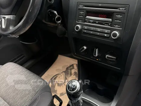 FOX 1.0 MI 8V FLEX 4P MANUAL