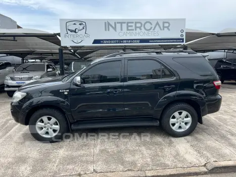HILUX SW4 3.0 SRV 4X4 7 Lugares 16V Turbo Intercooler