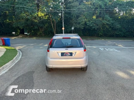 FIESTA HATCH - 1.6 ROCAM SE PLUS 8V 4P MANUAL