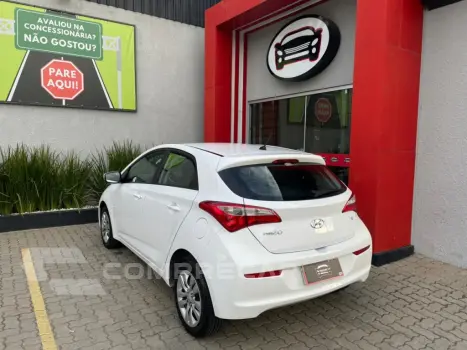 HB20 1.6 COMFORT PLUS 16V FLEX 4P MANUAL