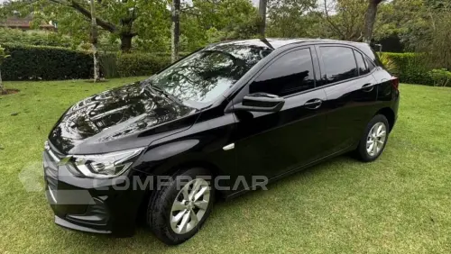 ONIX 1.0 Turbo LT