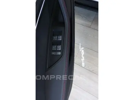 Q8 E-TRON 55 ELÉTRICO LAUNCH EDITION QUATTRO