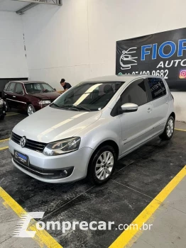Volkswagen VOLKSWAGEN FOX 1.6 MI 8V 4 portas