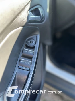 FOCUS 2.0 Titanium Hatch 16V