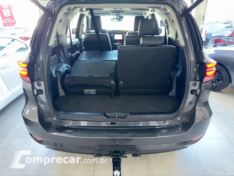 Hilux SW4 SRX 2.8