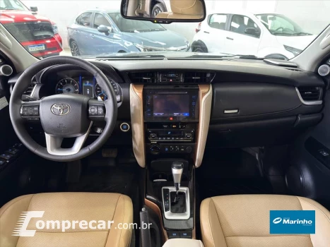 HILUX SW4 2.8 SRX DIAMOND 4X4 7 LUGARES 16V TURBO