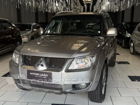 Mitsubishi PAJERO TR4 2.0 4X2 16V 140CV FLEX 4P AUTOMÁTICO 4 portas