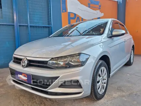 Volkswagen POLO - 1.0 MPI TOTAL MANUAL 4 portas