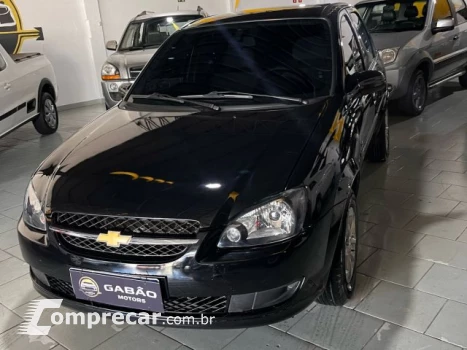 CHEVROLET CLASSIC - 1.0 MPFI LS 8V 4P MANUAL 4 portas