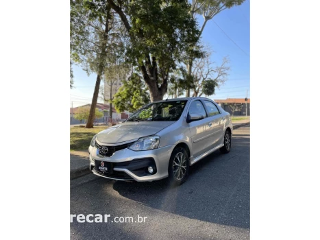 Toyota ETIOS 1.5 PLATINUM SEDAN 16V FLEX 4P AUTOMÁTICO 5 portas