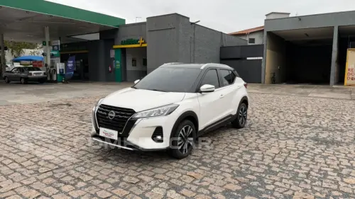 NISSAN KICKS 1.6 16vstart Active 4 portas