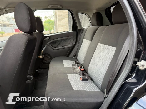 FIESTA 1.6 MPI Class Hatch 8V