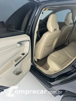 XC60 2.0 T5 Dynamic FWD Turbo