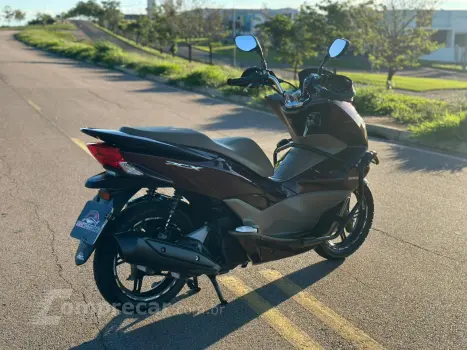 PCX 150 DLX