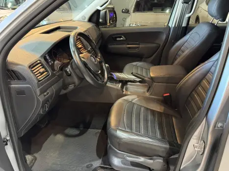 AMAROK 3.0 V6 TDI DIESEL COMFORTLINE CD 4MOTION AUTOMÁTICO