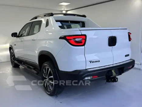 TORO 2.0 16V Turbo Ultra 4WD