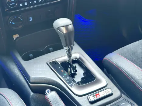 HILUX SW4 2.8 D-4D TURBO DIESEL GR-S 7L 4X4 AUTOMÁTICO