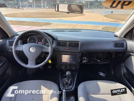 GOLF 1.6 MI 8V FLEX 4P MANUAL