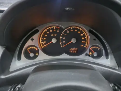 Corsa 1.4 Mpfi Premium Sedan 8V Flex 4P Manual