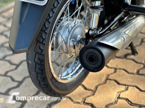 BIZ 125 ES
