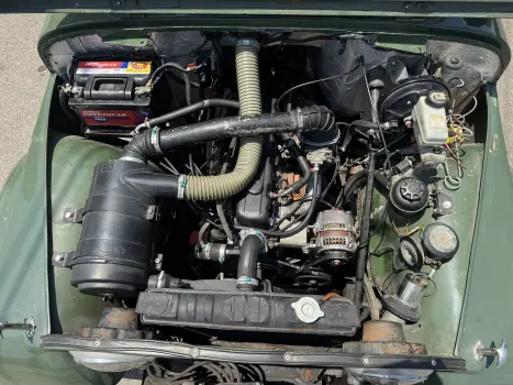 JEEP 2.6 6 Cilindros 12V