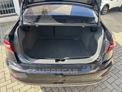 JETTA Comfort. 250 TSI 1.4 Flex 16v Aut.