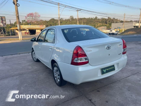 ETIOS 1.5 XS Sedan 16V