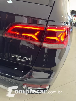 TAOS 1.4 250 TSI Highline