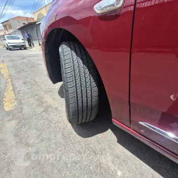 ONIX 1.0 Turbo Plus Premier